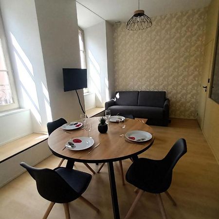 Apartamento Chez David - T2 Neuf Dans Centre Historique Brioude Exterior foto