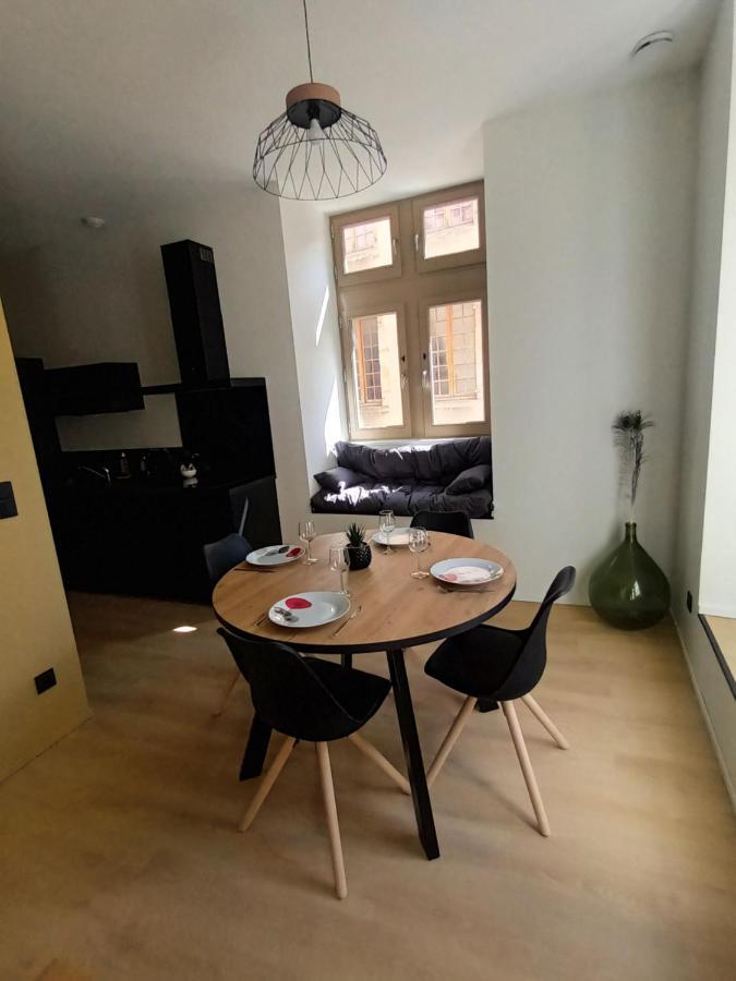 Apartamento Chez David - T2 Neuf Dans Centre Historique Brioude Exterior foto