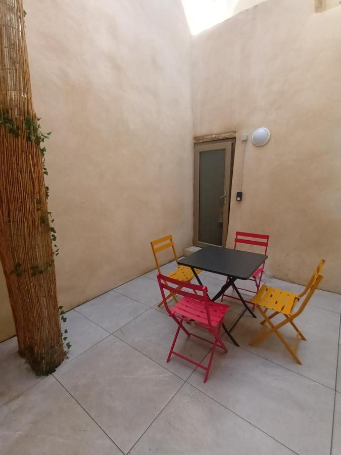 Apartamento Chez David - T2 Neuf Dans Centre Historique Brioude Exterior foto